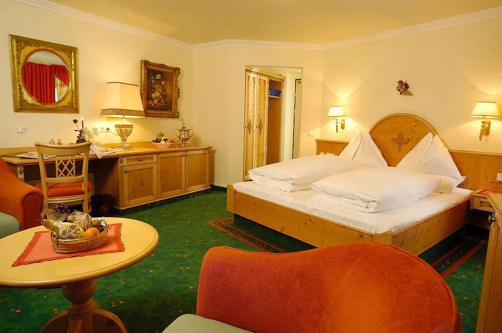 Boutique-Hotel Bauer Saalbach-Hinterglemm Austria