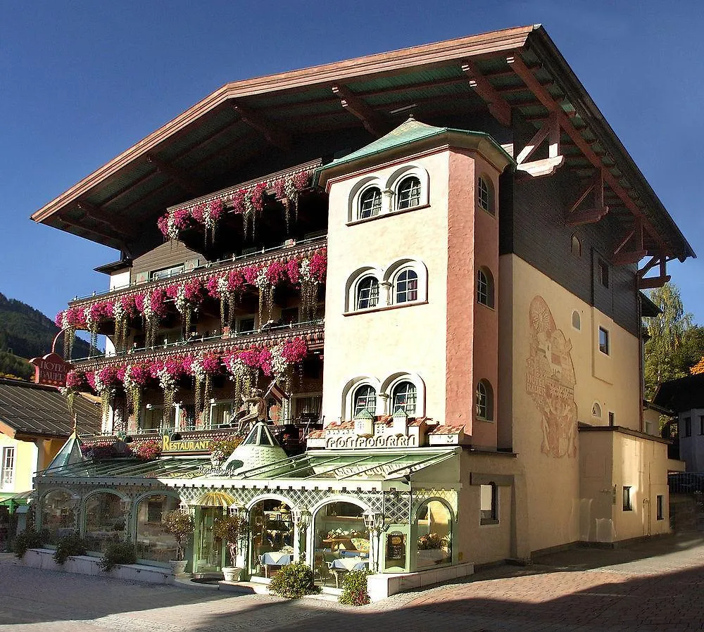 Boutique-Hotel Bauer Saalbach-Hinterglemm Hotel